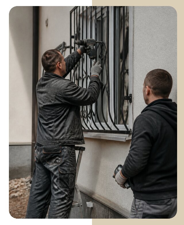 Установка наружных решеток в Малоярославце от 5068 р. | ДвериЛегко-Млр